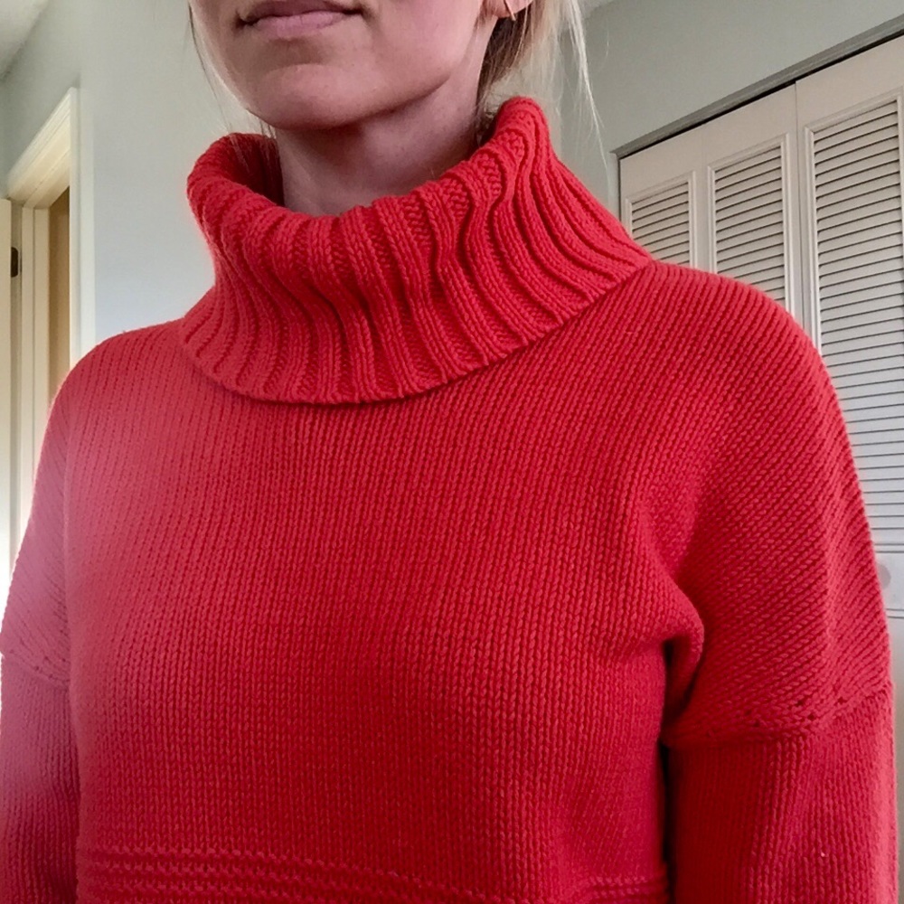 GAP Chunky Knit Sweater - Picture 2 of 12